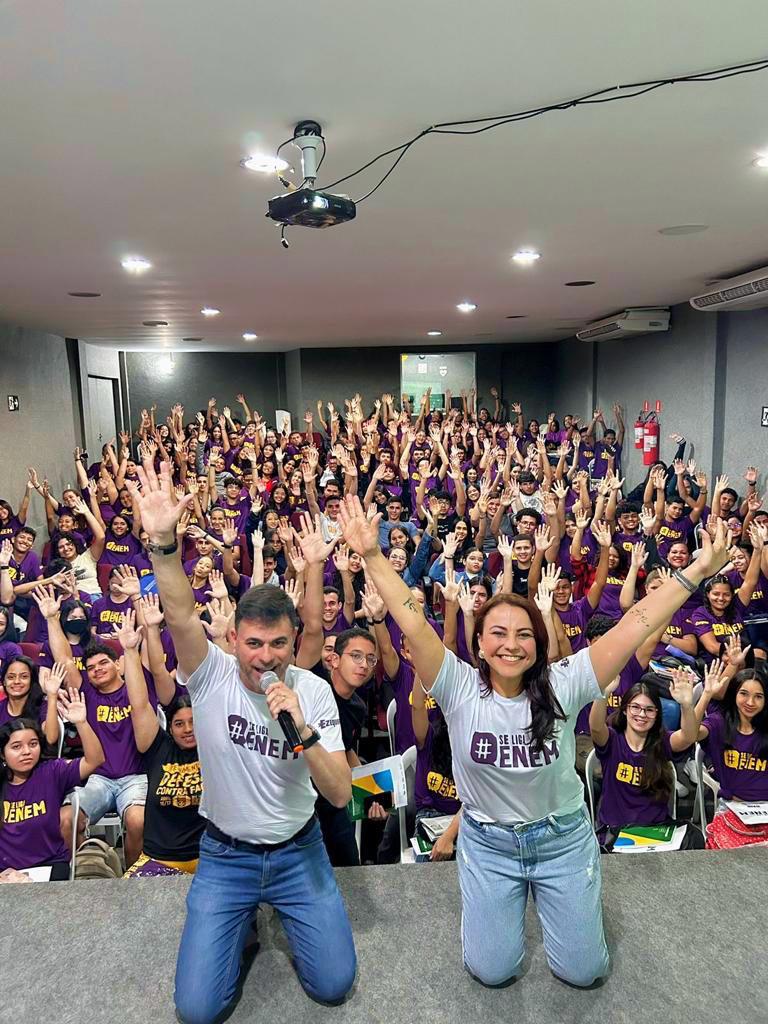 NA RETA FINAL PRA O EXAME NACIONAL DO ENSINO MÉDIO, SE LIGA ENEM SEGUE A TODO VAPOR EM PARNAMIRIM