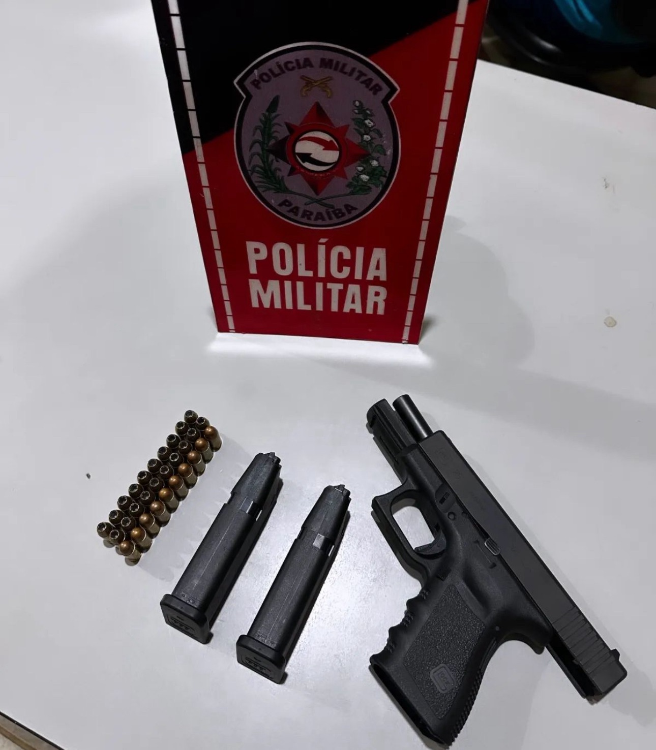 ESCÂNDALO EM JOÃO DIAS: MOTORISTA DO PREFEITO E CANDIDATO A VEREADOR É PRESO COM PISTOLA 380, NO CARRO DA SECRETARIA DE  SAÚDE